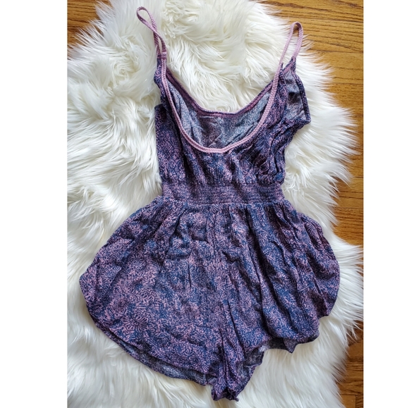 Ecoté floral print romper - Picture 2 of 4